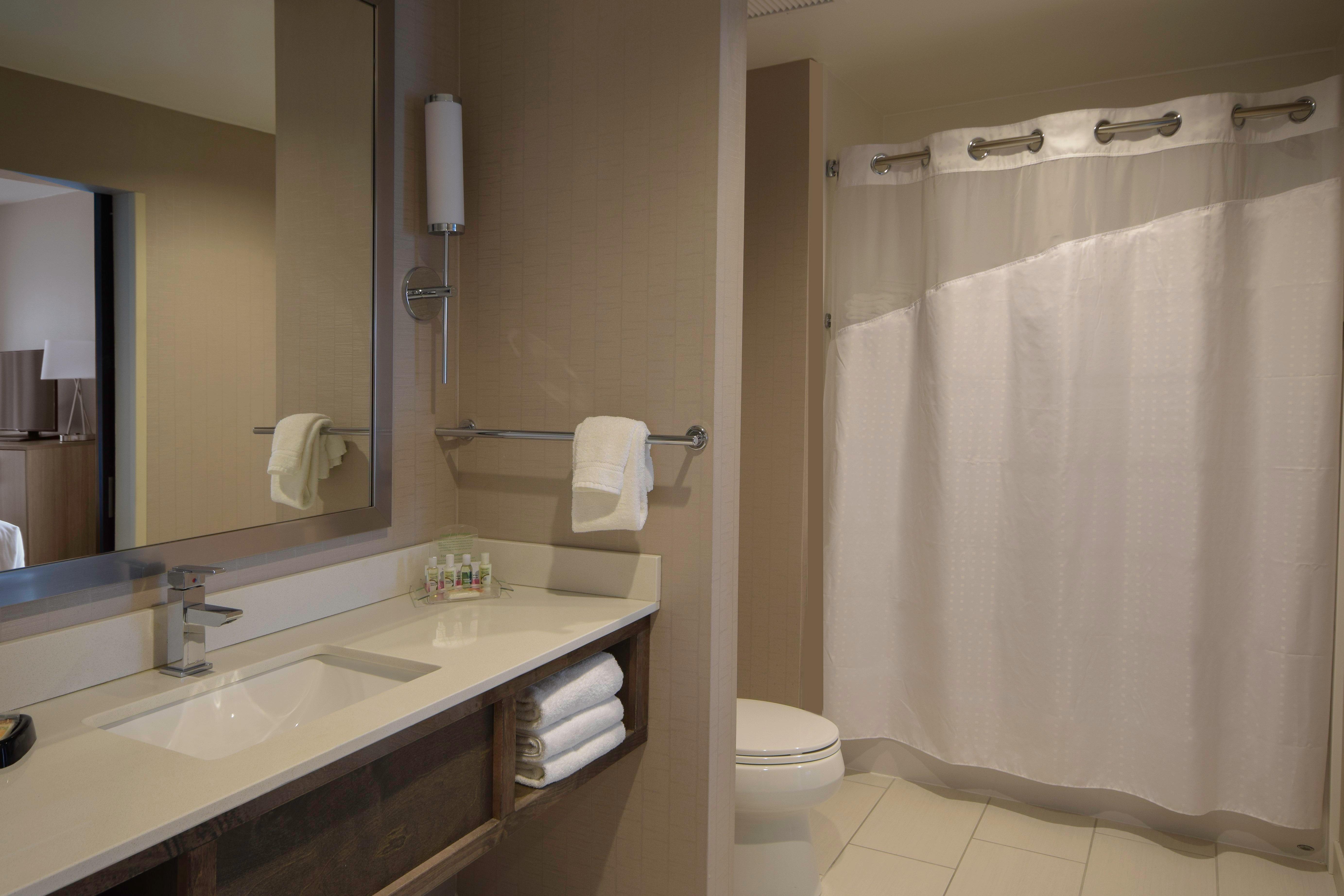 Holiday Inn Cincinnati North West Chester By Ihg Exterior photo